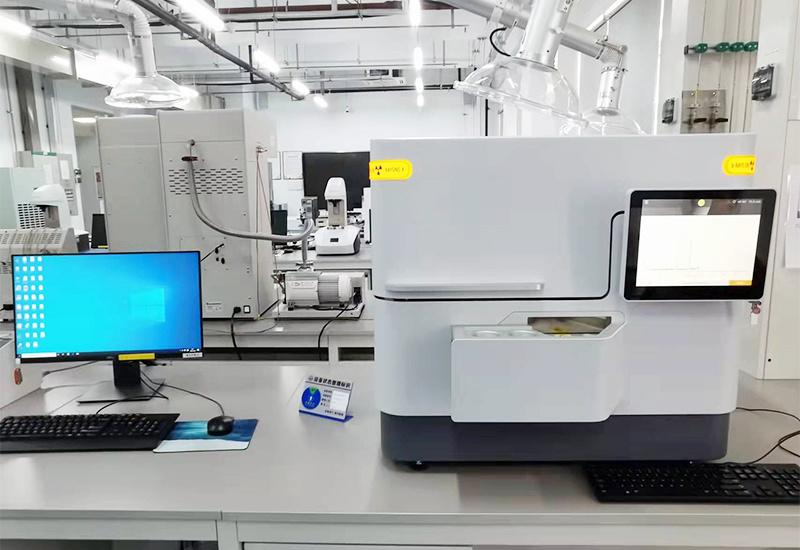 Diffractometer tia X (XRD) Diffractometer tia X (XRD)
